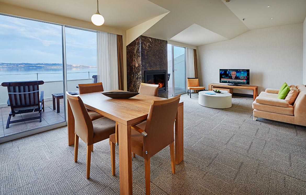 Senior Suite 