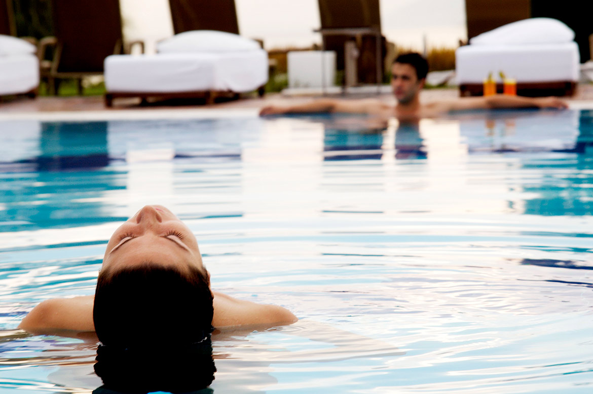 Outdoor Swimming Pool 